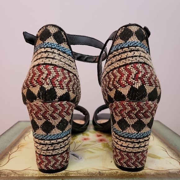 French Blu Black Vegan Leather and Aztec Pattern Heel Size 9 - Picture 3 of 7